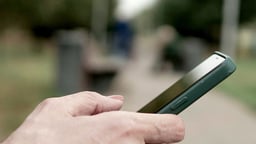 Testa att spela våra populära videoslots direkt på mobilen.